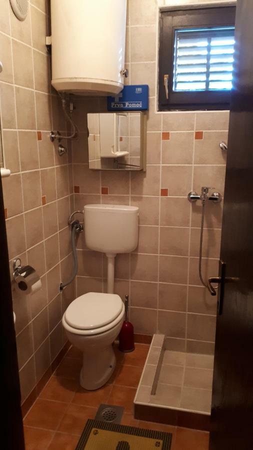 Luminaria Solis Vacation Home Rogoznica  Esterno foto